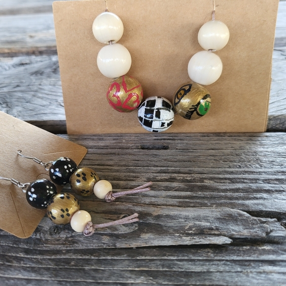 New handmade Necklace and earrings set - Picture 1 of 9